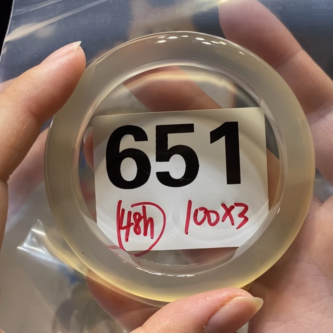 悄***悄玛瑙/玉髓未镶嵌手镯