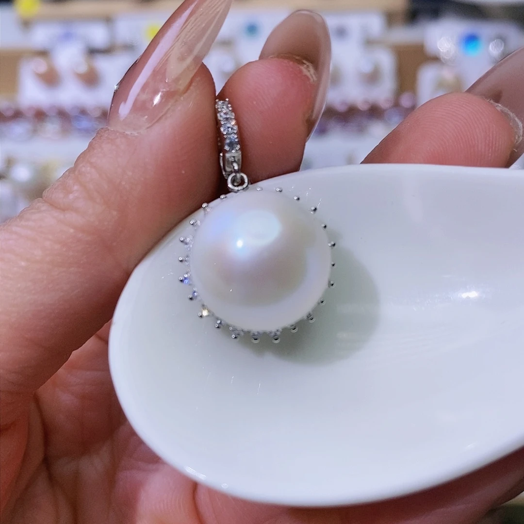 淡水珍珠颈饰合金