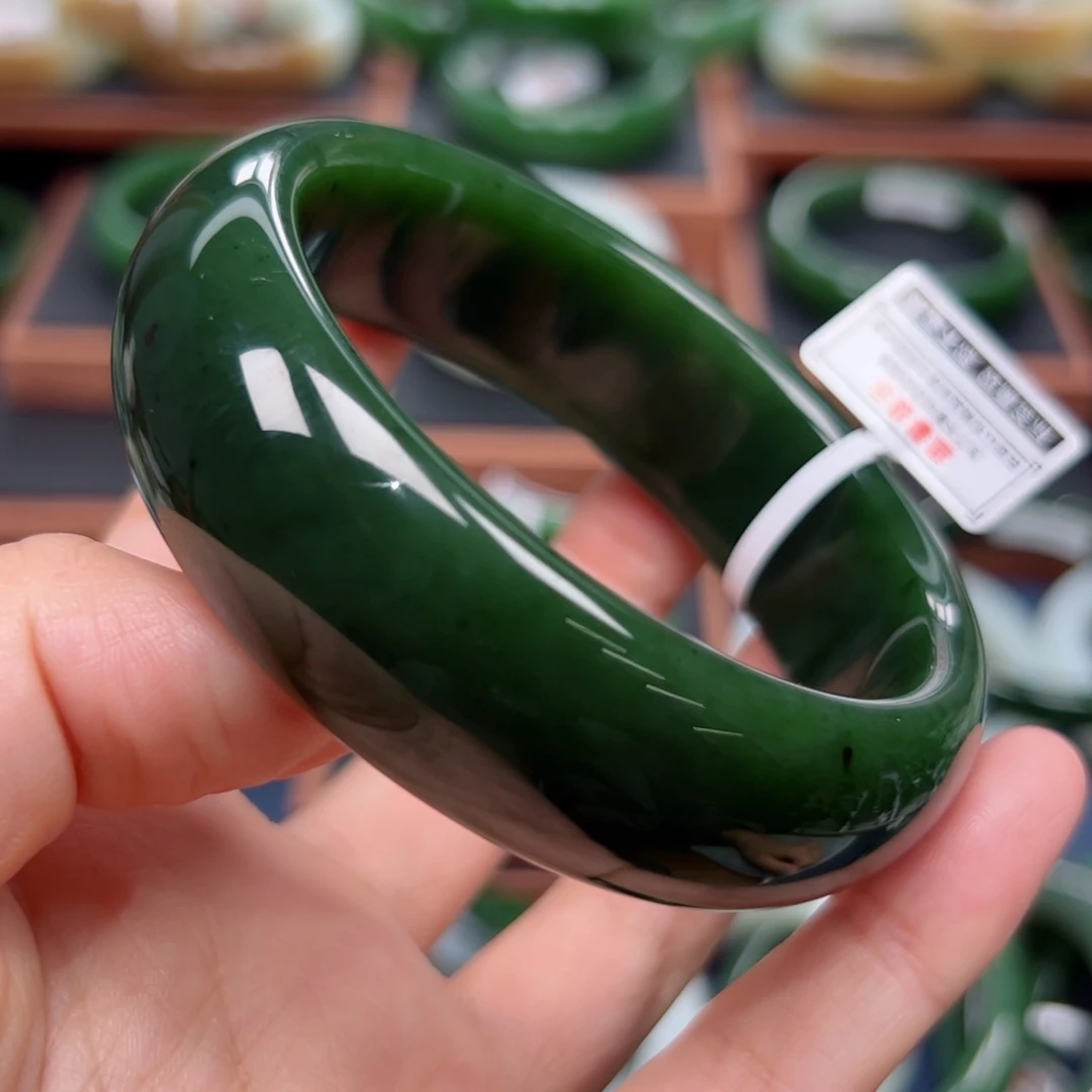 未镶嵌手镯和田玉（碧玉）6263