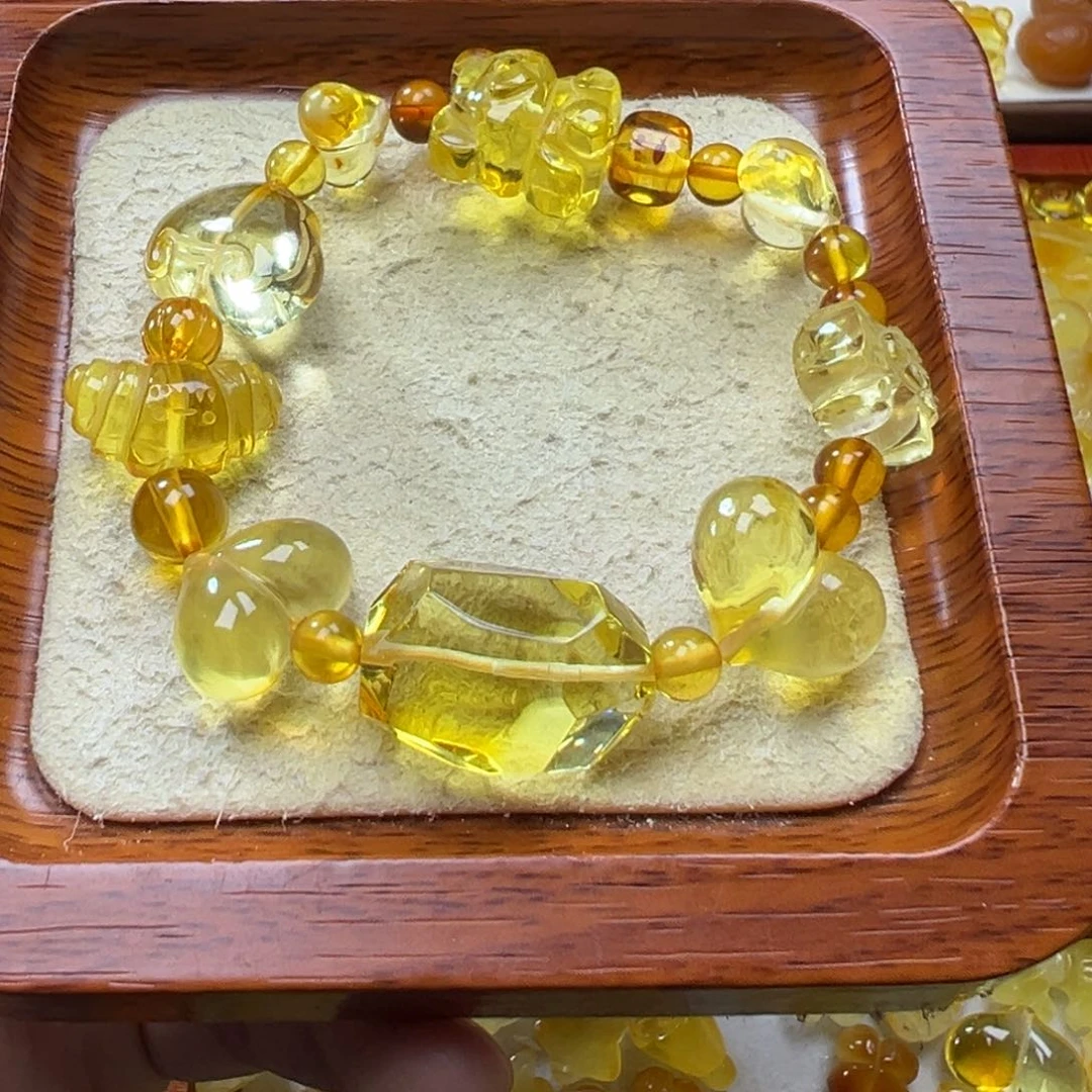 琥珀吊坠(不含链)未镶嵌