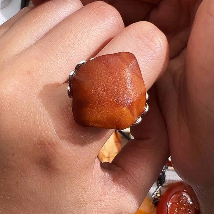 蜜蜡裸石未镶嵌你