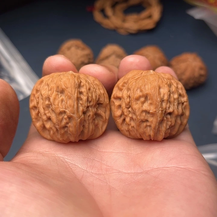 把件文玩核桃邮费顺丰到付