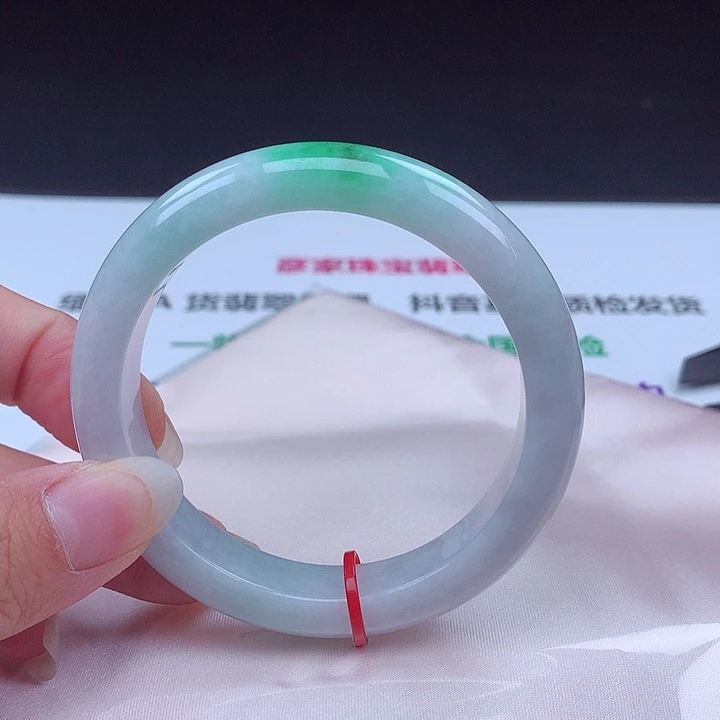 翡翠手镯未镶嵌手镯001983