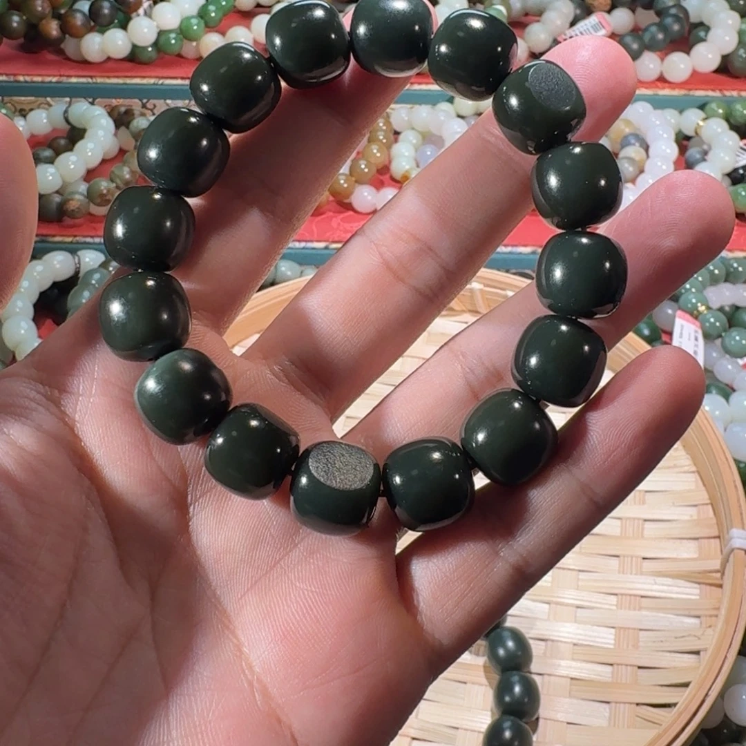 和田玉（糖玉）未镶嵌手链