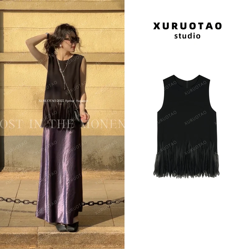 XURUOTAO【米兰周末】无袖拉链网纱褶下摆设计感黑色背心上衣 T5137