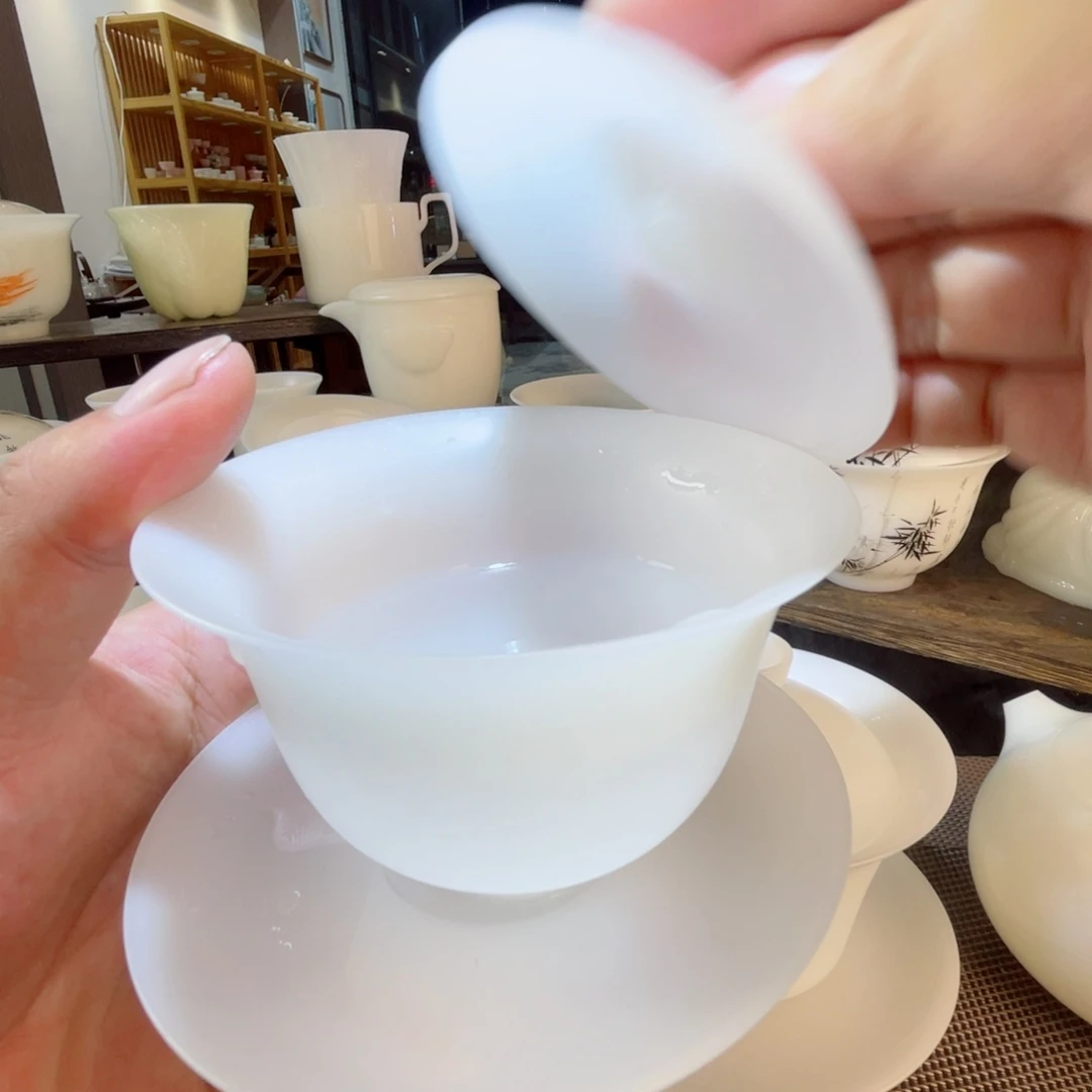 悠***得手绘的小卡和小卡都是我的最