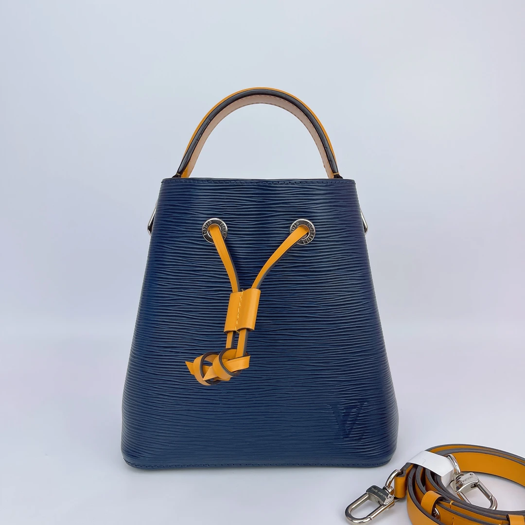 95新 LouisVuitton/路易威登 LV 蓝色单肩包内标SR3109底19 M820