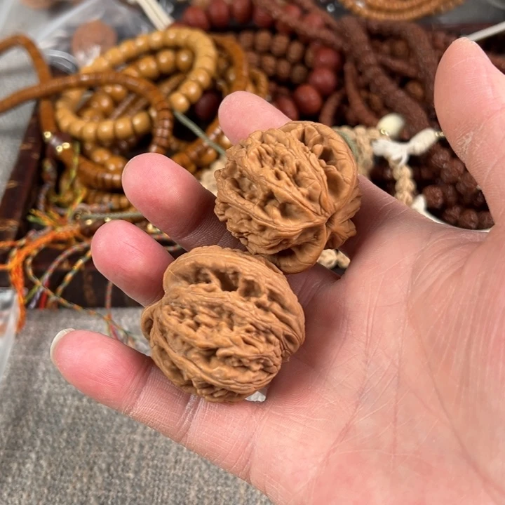 金刚菩提吊坠虎头核桃