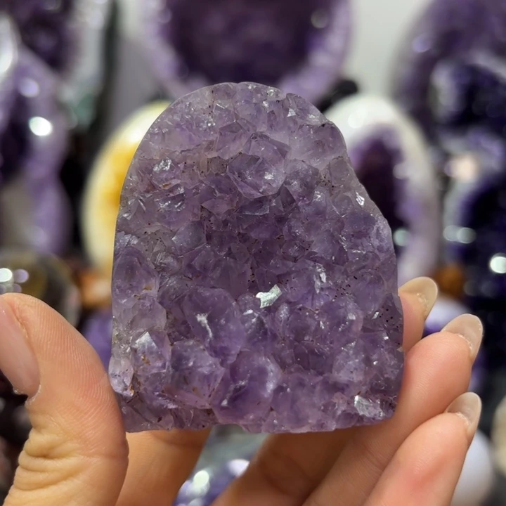 未镶嵌大型摆件（非配饰）水晶