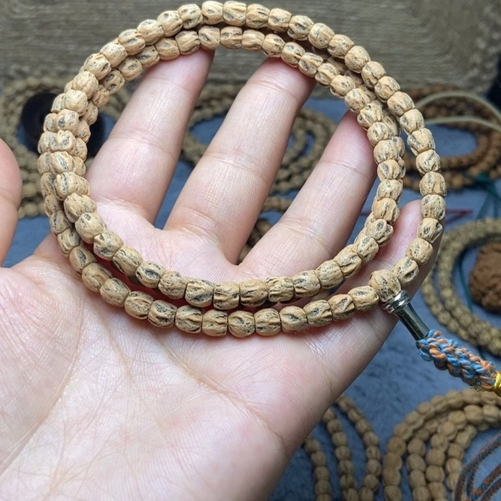 【闪购商品】吊坠柏香籽/百香籽