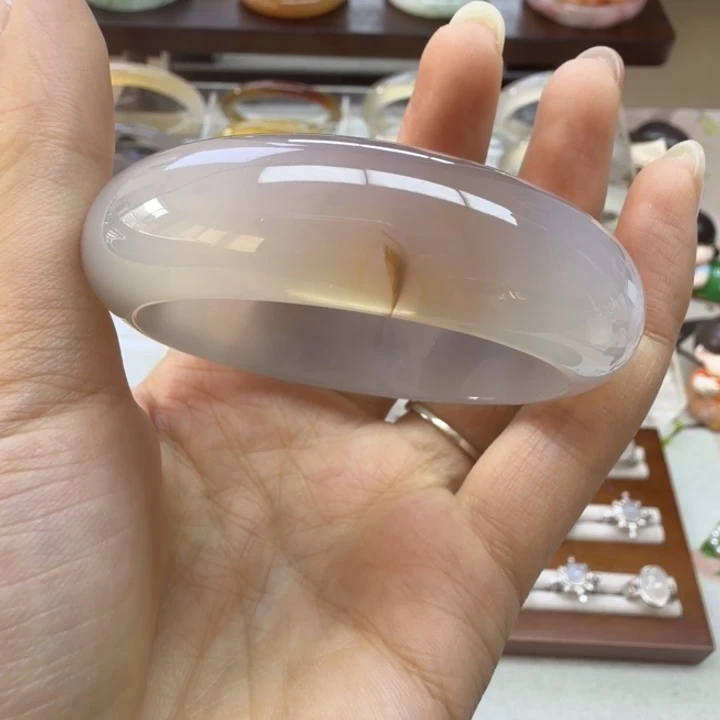 玛瑙/玉髓未镶嵌手镯