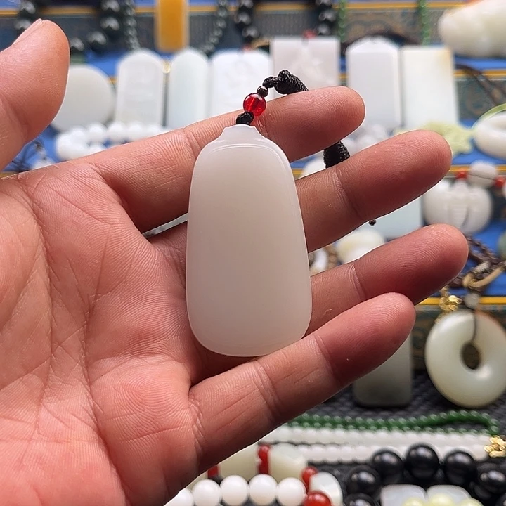这***术未镶嵌和田玉（白玉）挂件