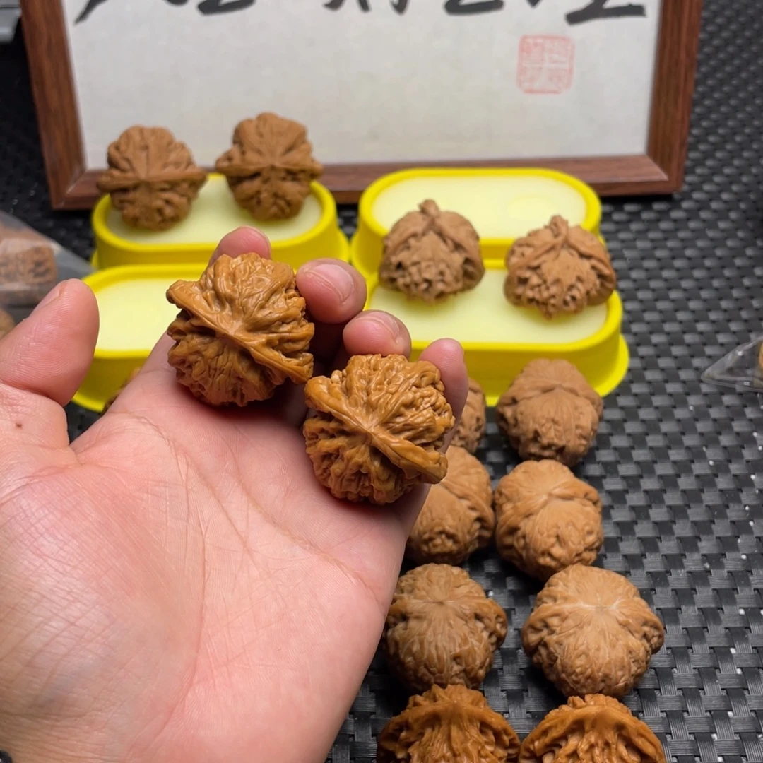 破***丶文玩核桃把件平谷九龙39全