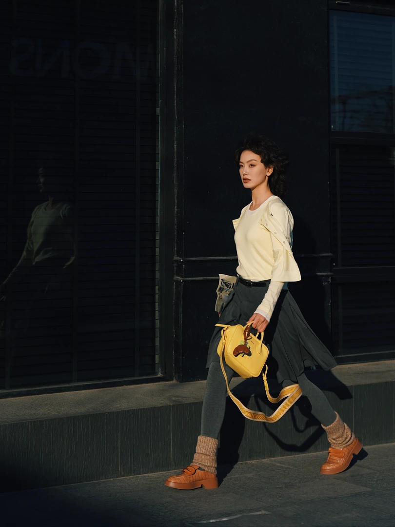 HONGU/红谷彩色多巴胺手提包