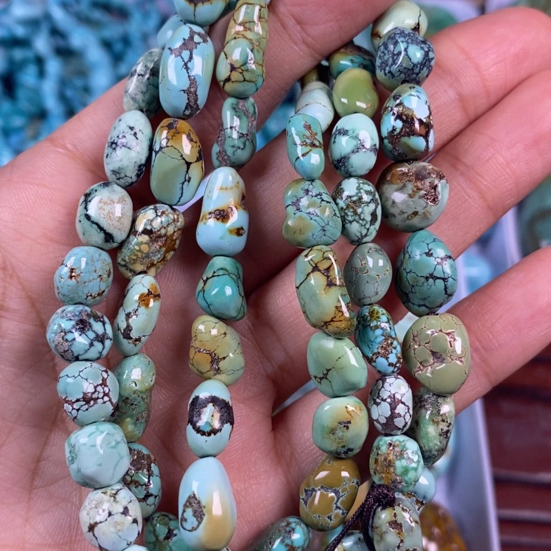 绿松石未镶嵌颈饰