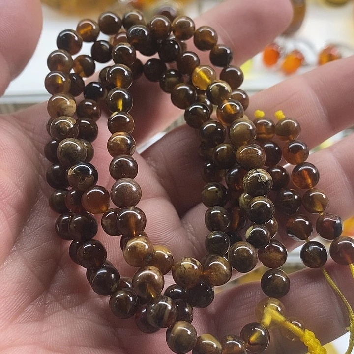 琥珀裸石未镶嵌项链