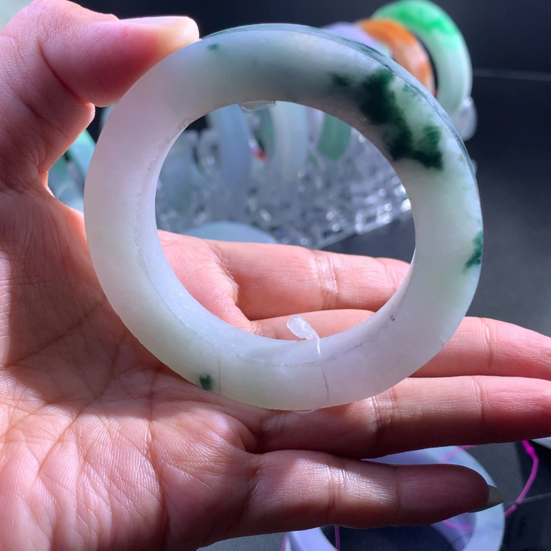 未镶嵌翡翠手镯定制翡翠