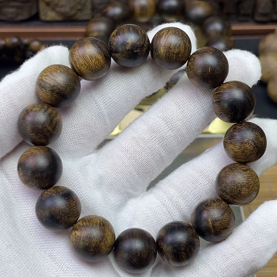 河***窗沉香手串越南白奇………………