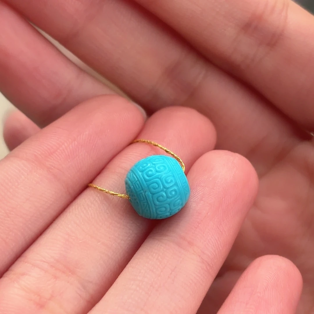 绿松石未镶嵌颈饰