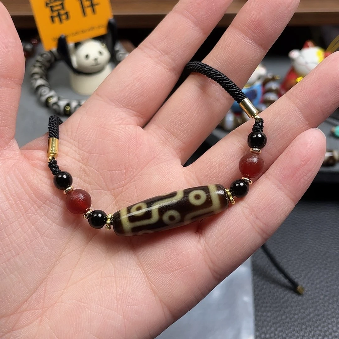 东***东玛瑙/玉髓未镶嵌颈饰