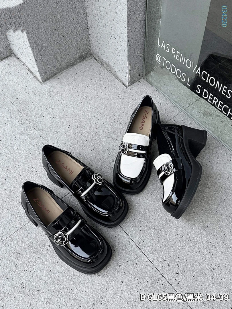 时尚优雅厚底高跟鞋女2025春季圆头花朵乐福鞋粗跟不累脚单鞋