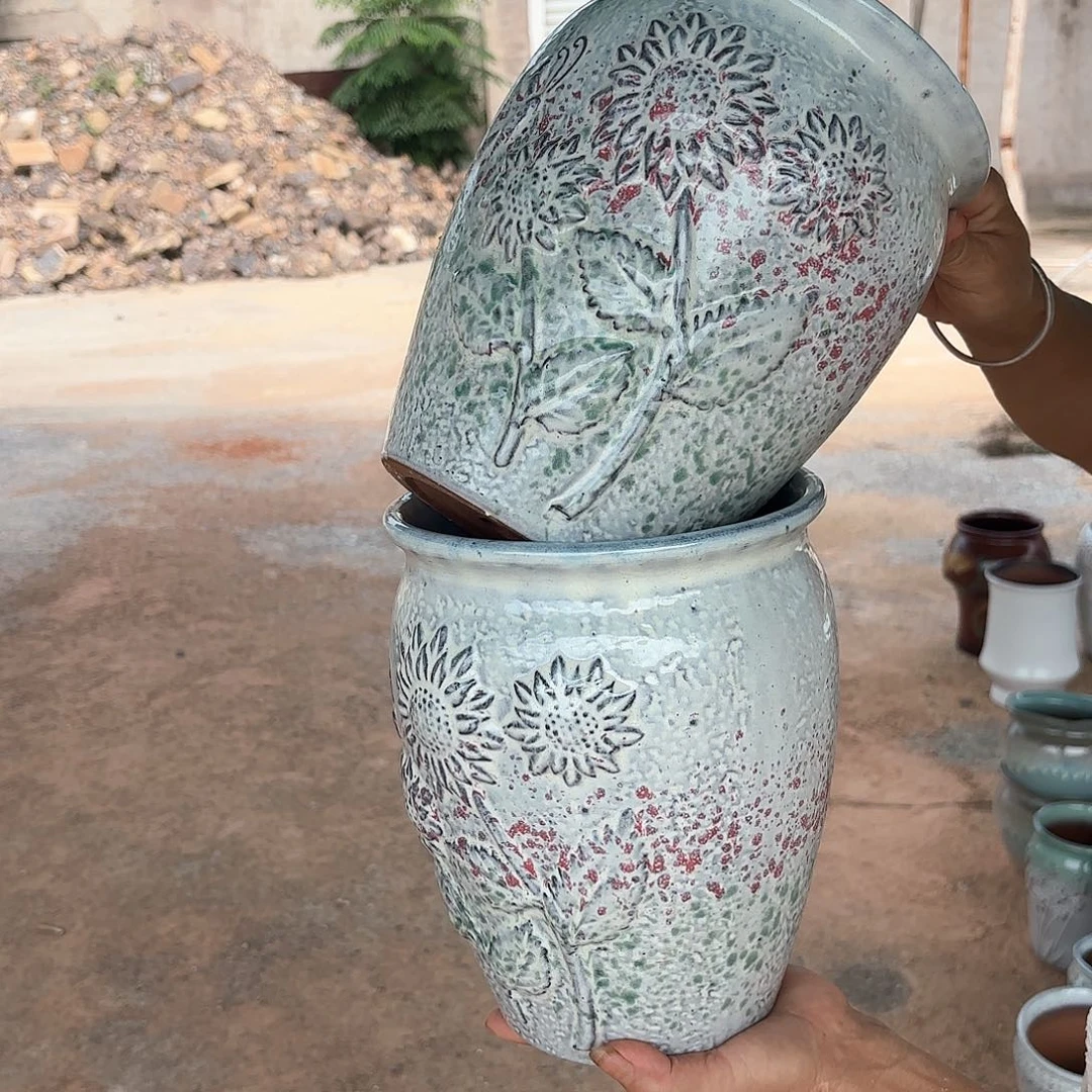 紫砂花盆太阳花两个口径19高度25