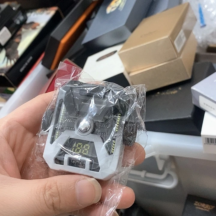 T***生明铬充电打火机充电打火机