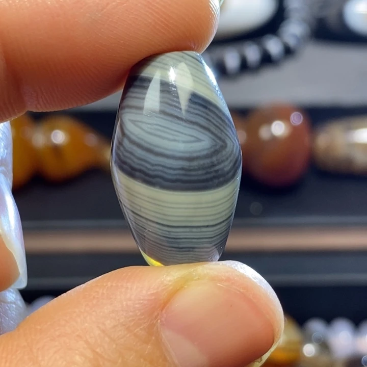 玛瑙/玉髓未镶嵌挂件