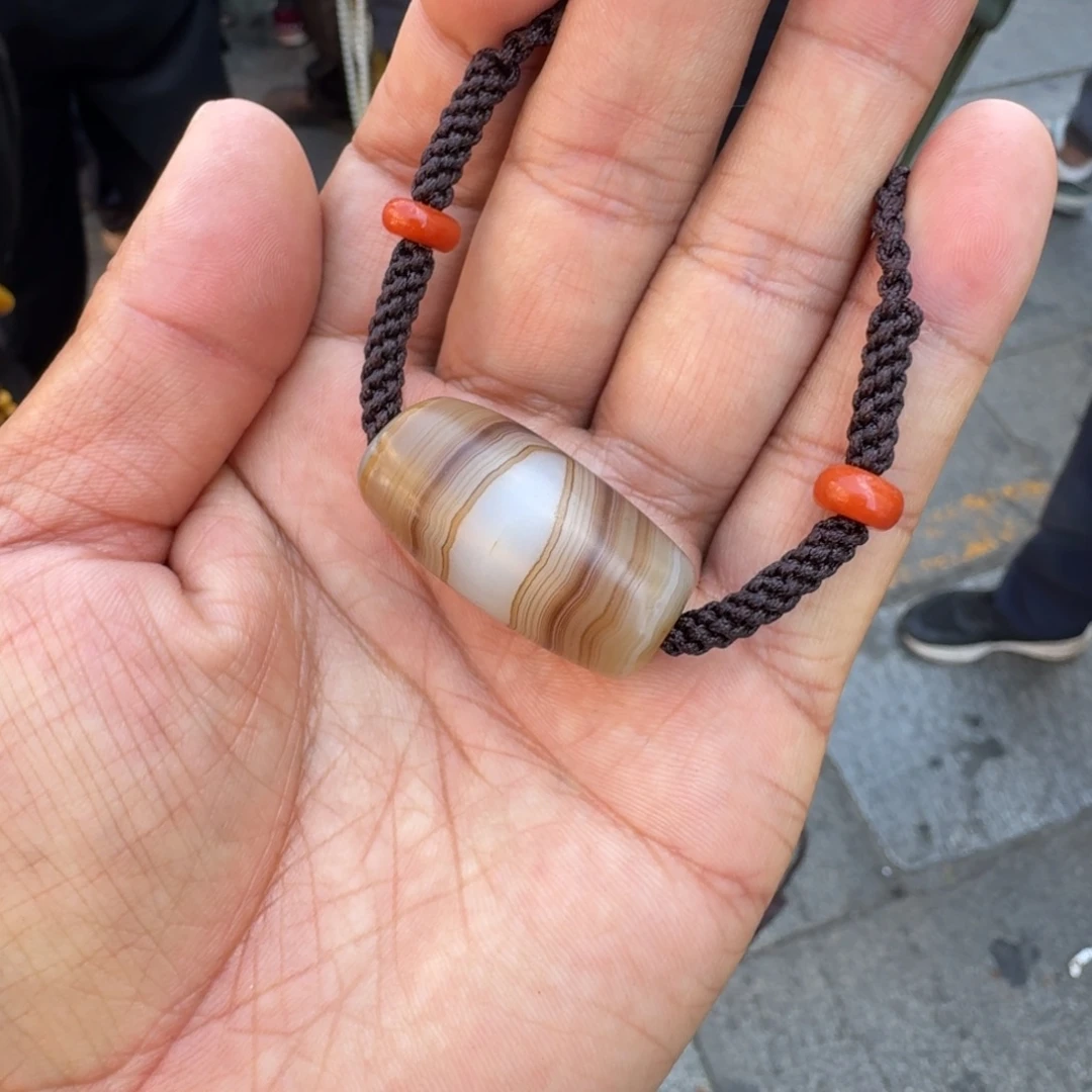 玛瑙/玉髓未镶嵌颈饰玛瑙等多种珍贵文物