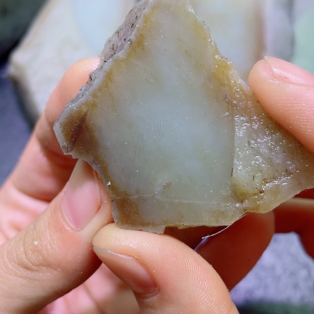 和田玉未镶嵌珠宝半成品