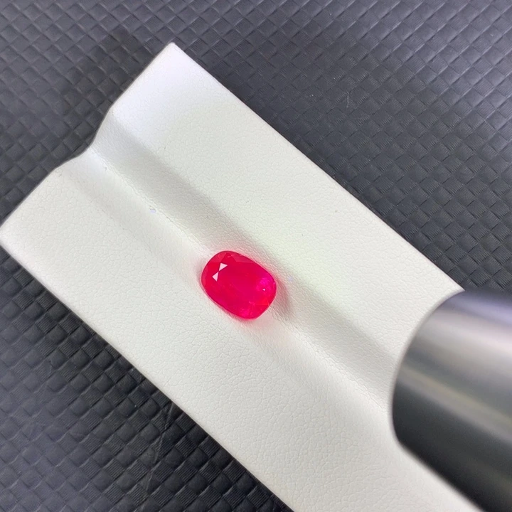 红宝石裸石未镶嵌3.5ct