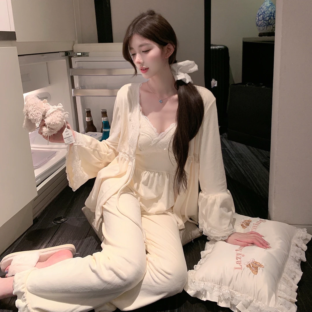 捞捞酱「娇娇女友」海岛绒纯欲性感蕾丝三件套家居服睡衣高级气质