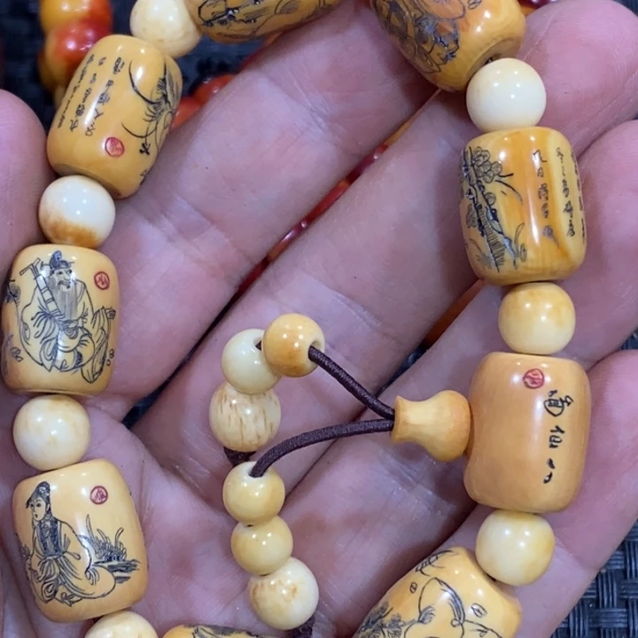 滴血莲花菩提吊坠