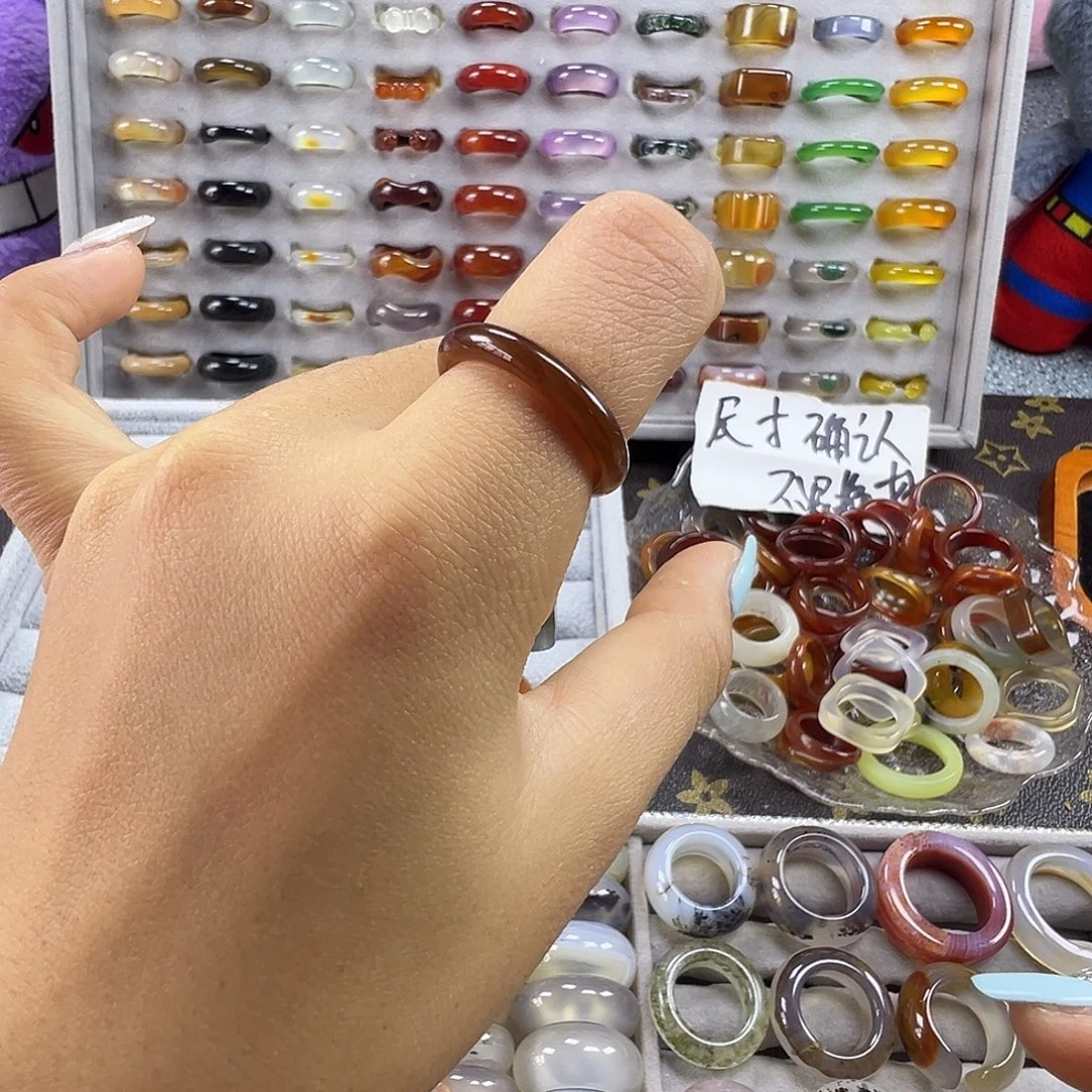 玛瑙/玉髓未镶嵌戒圈A16不退换17.9港17