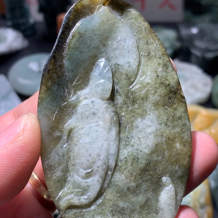 翡翠未镶嵌颈饰保真天然a货翡翠