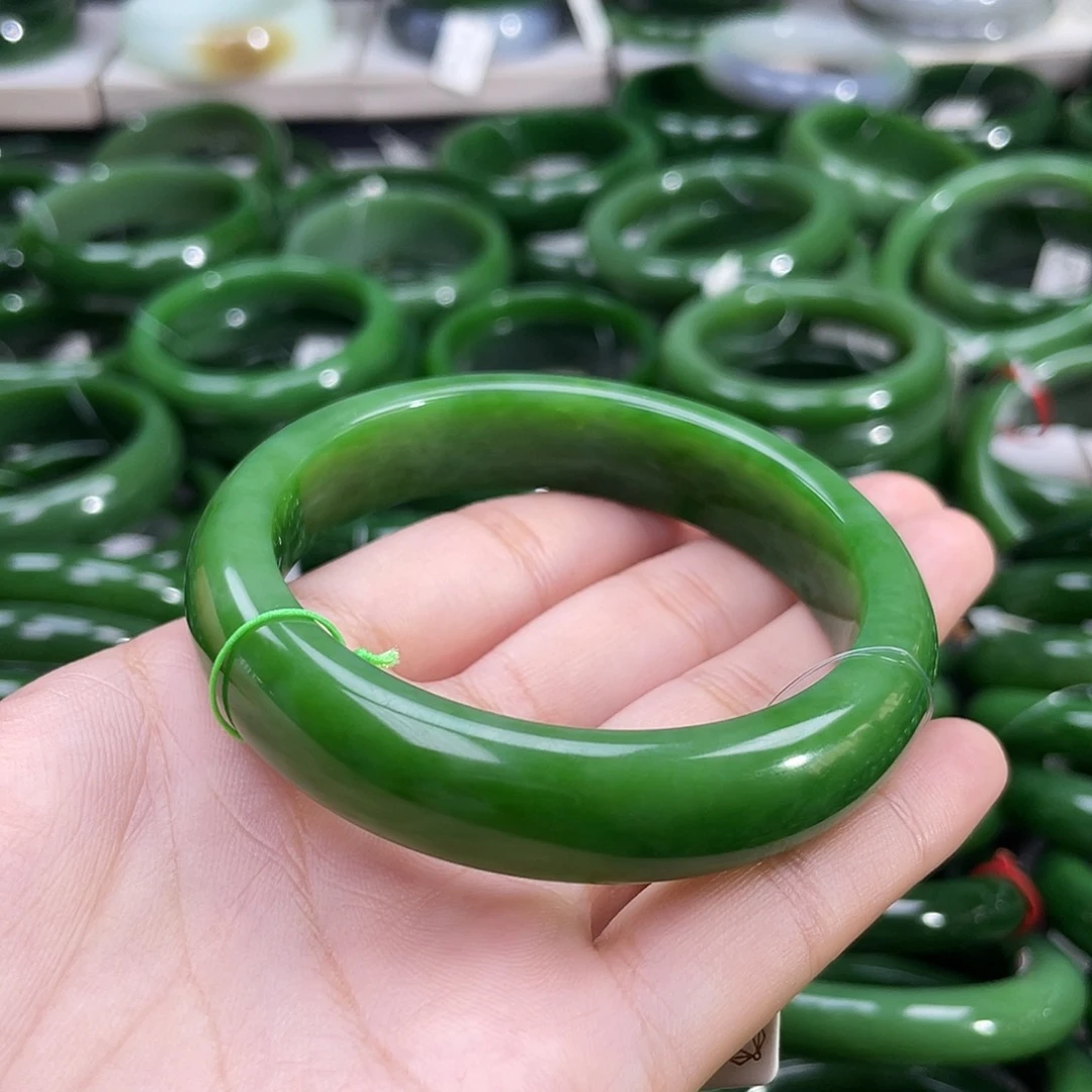 和田玉（碧玉）手镯未镶嵌