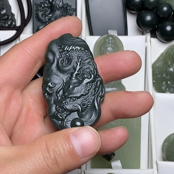 和田玉（青玉）未镶嵌颈饰