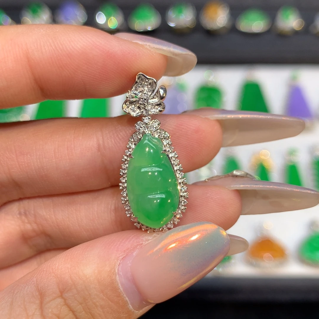 翡翠18K金镶嵌吊坠(不含链)