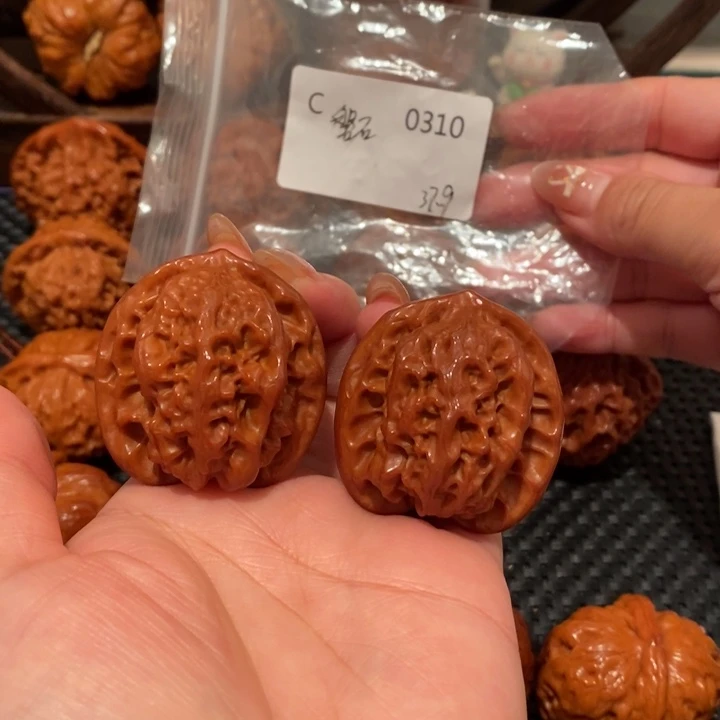u***5文玩核桃把件精品