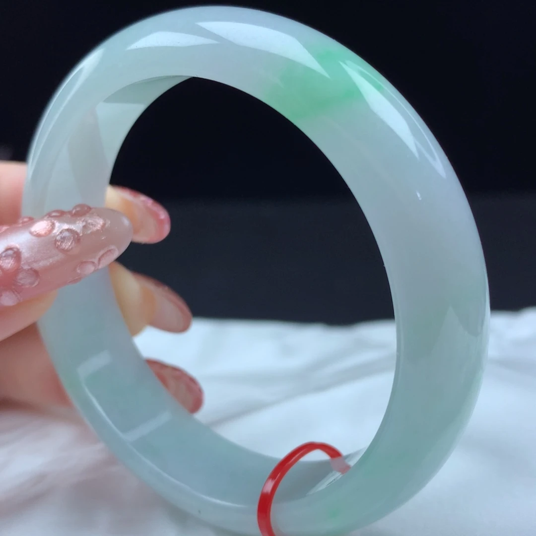 未镶嵌手镯翡翠89135，