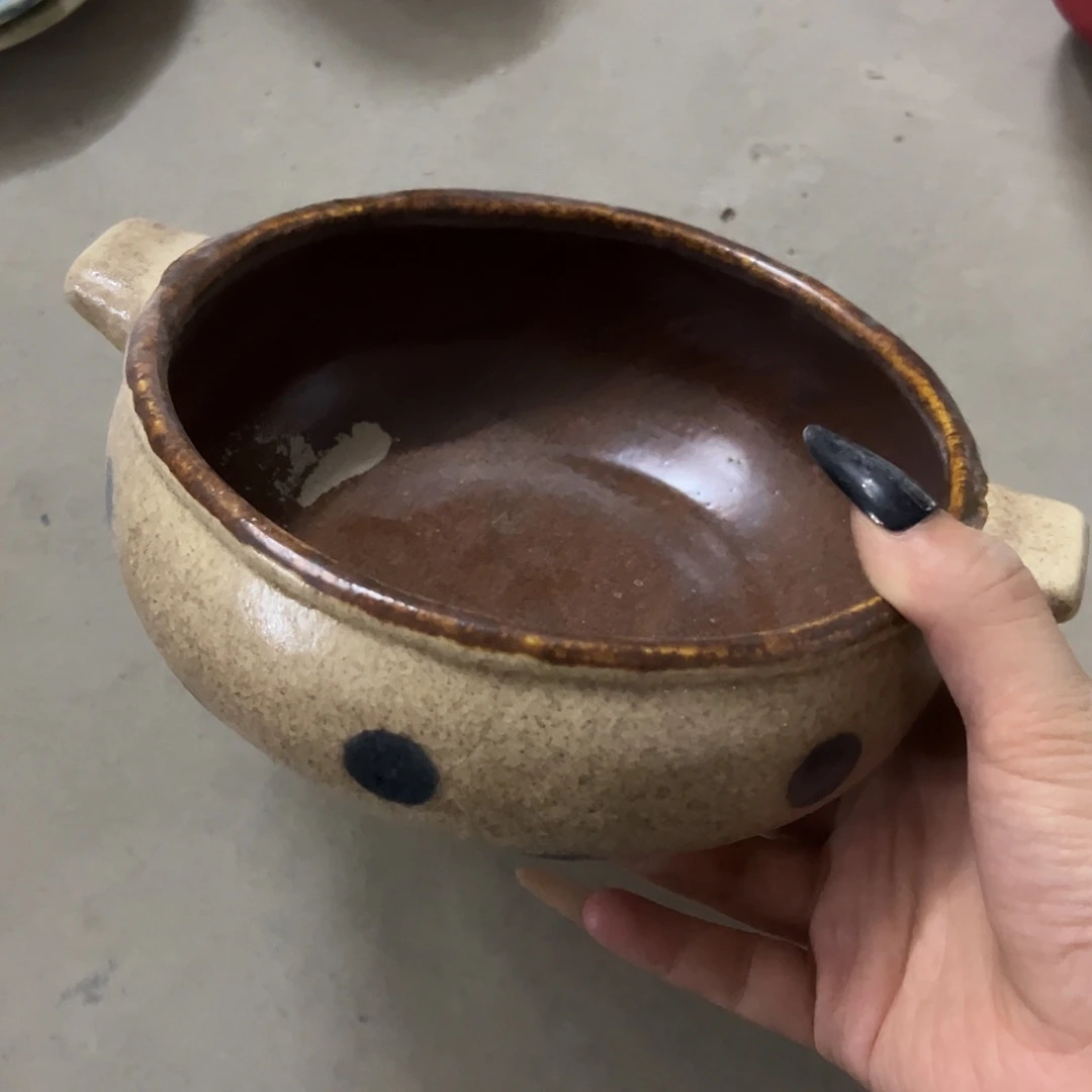 搪瓷微瑕波点汤锅一个