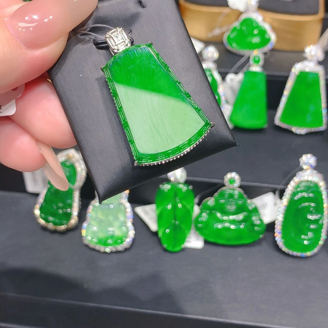 【闪购商品】翡翠银S925镶嵌颈饰柒姐