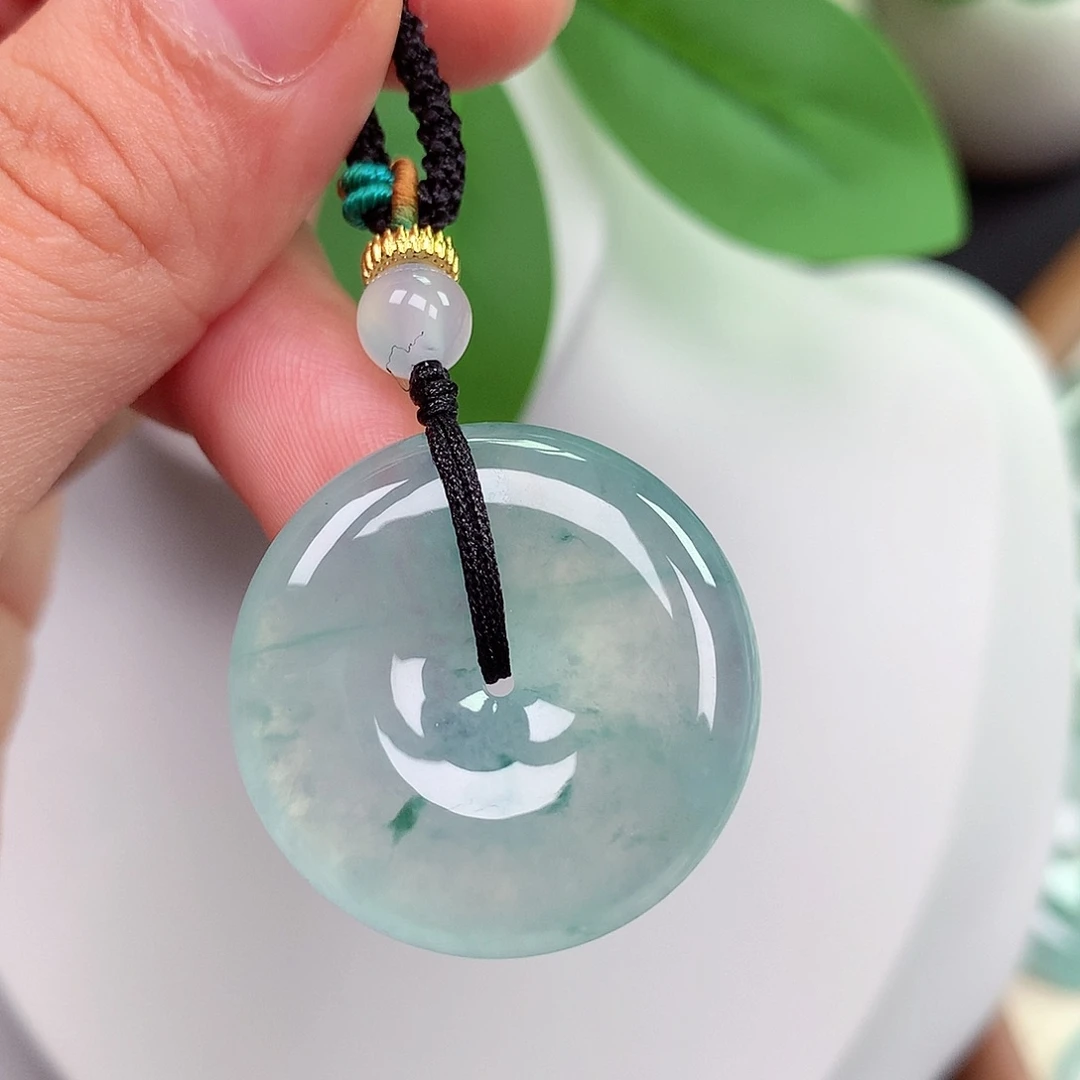 颈饰未镶嵌翡翠平安扣28x5.6mm