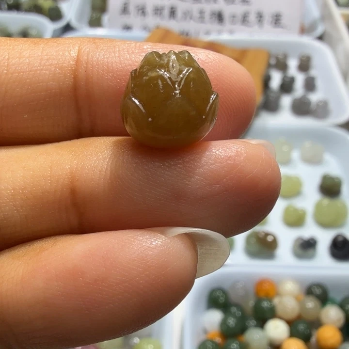 未镶嵌和田玉珠宝半成品