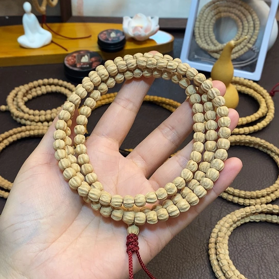 凱***、柏香籽/百香籽吊坠