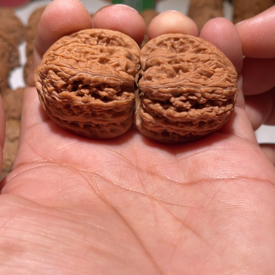 文玩核桃吊坠密纹