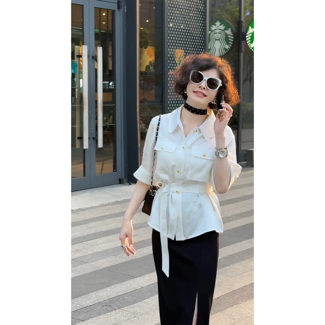 工装风翻领条纹肌理修身收腰衬衫女1592休闲时尚