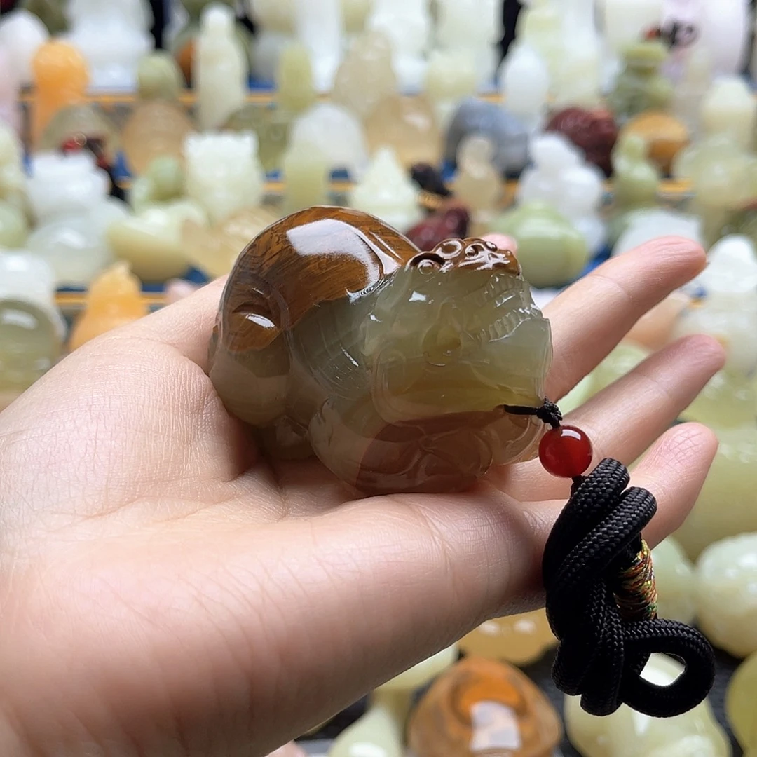 迷***险新疆昆仑山脉山料