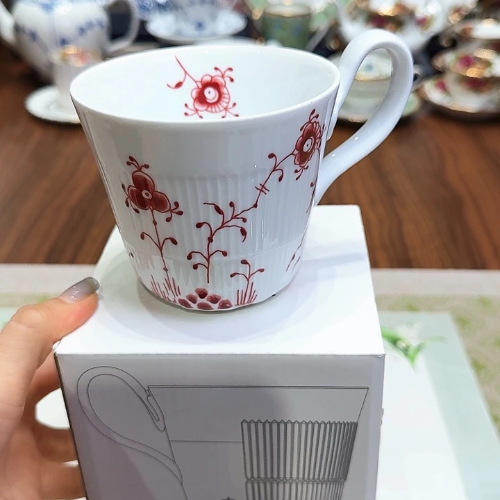瓷片杯子杯子杯子水杯杯子水杯