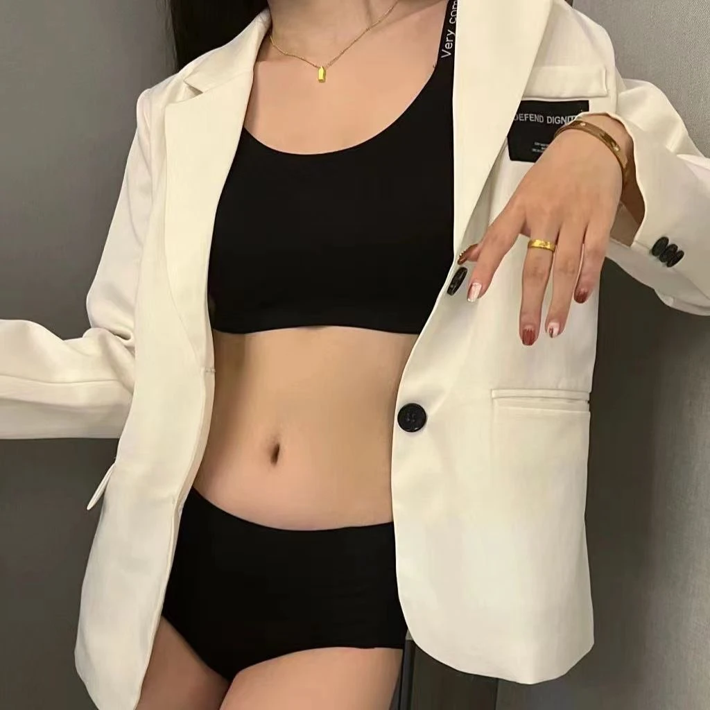 （西藏包邮）四季贵妇纯色无痕内裤女字母吊带承托力文胸内衣套装